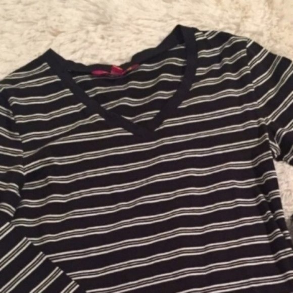 SO | Tee | Black with White Stripes - Picture 2 of 6